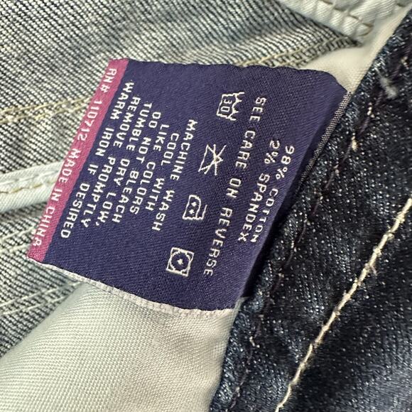 Vigoss Jeans Womens 5 The New York Capri Embroidered Pocket Distressed Denim - Picture 10 of 16